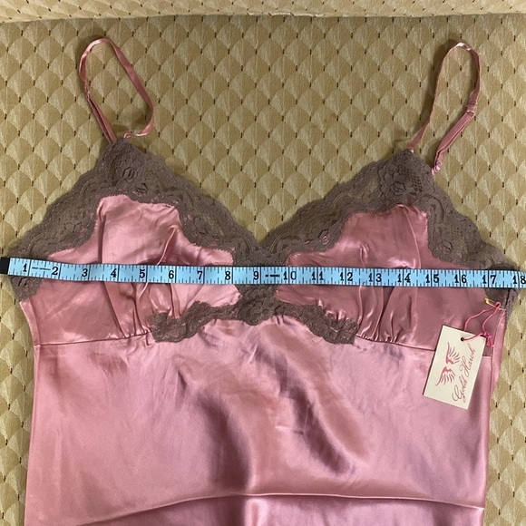 Gold Hawk 100% Silk & Lace Tunic In Cameo Pink - Picture 9 of 13